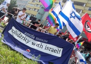 Na każdej antyfaszystowskiej demonstracji obecne są flagi Izraela, fot: wolnemedia.net