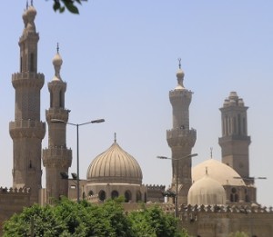 Fragment al-Ahzar, ogromnej uczelni w Kairze, która masowo wydaje fatwy